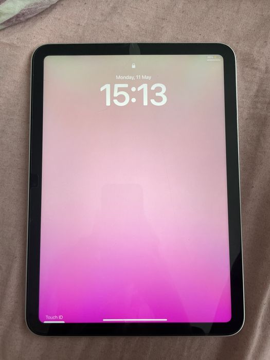 IPad 10th gen 64GB  като нов