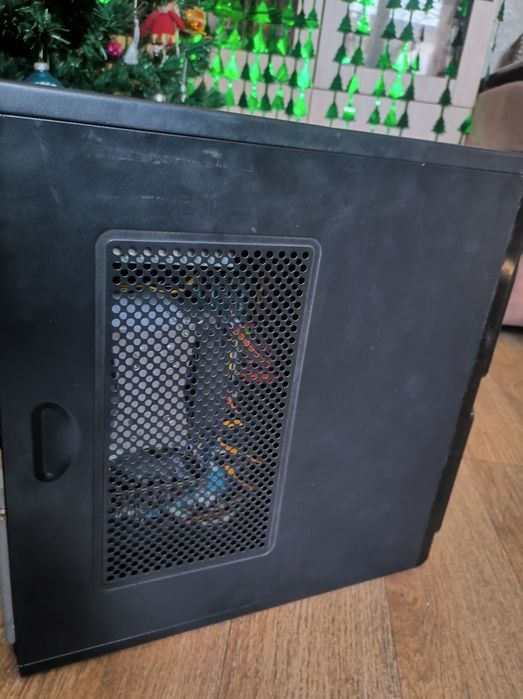 Игровой системник.