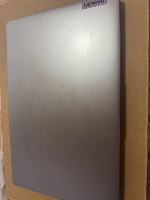 Lenovo IdeaPad Slim 3