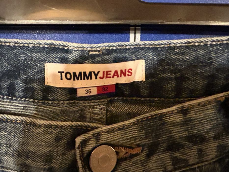 Blugi Tommy Hilfiger