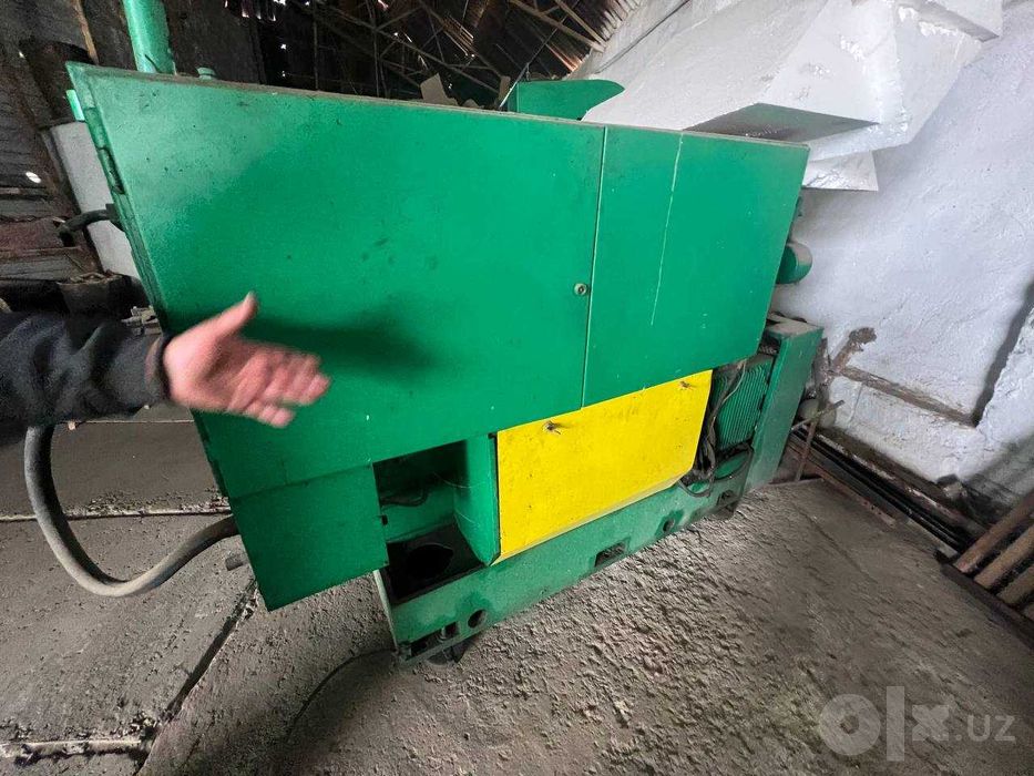 Продается револьверный токарный станок 1Г340П