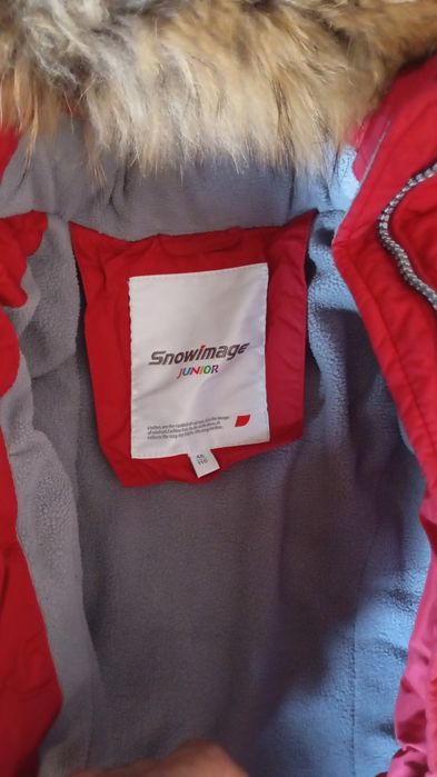 Продам куртку для девочку