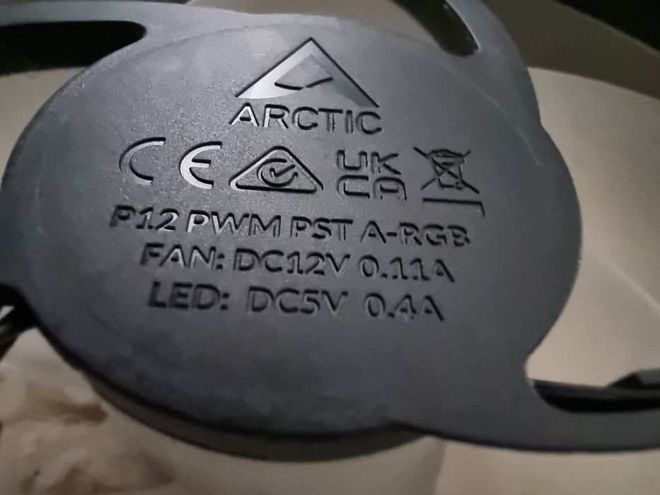 3 Ventilatoare ARCTIC P12 PWM PST A-RGB 0dB, 120mm