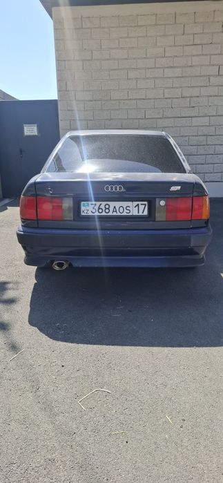 Ауди 100с4 1993год