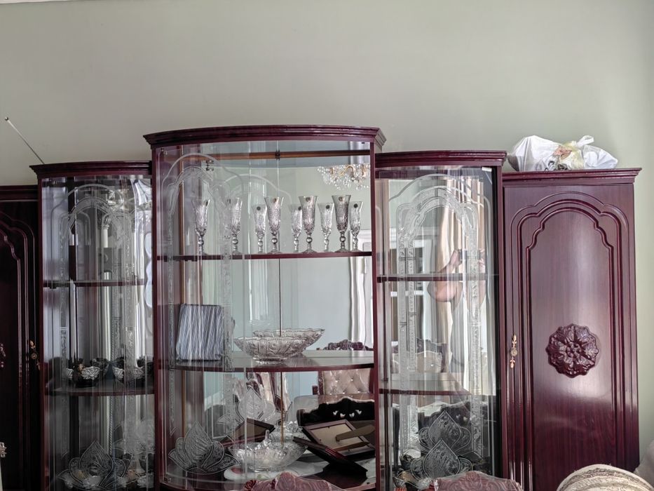 Мебел стенка. Каравот