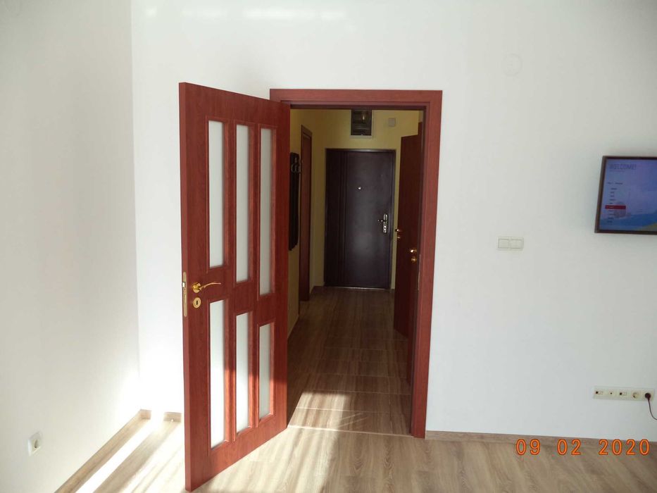 Дава се под наем Тристаен апартамент в София, Студентски град - 107 кв.м за 586.5 € - Снимка #3