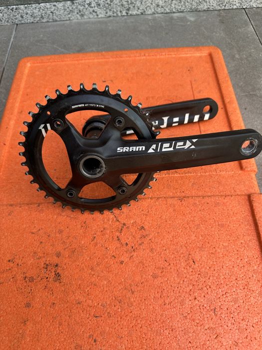 SRAM Apex 1 GXP курбели.