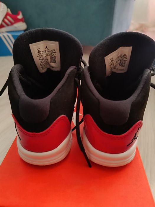 Кецове Nike Jordan 22номер