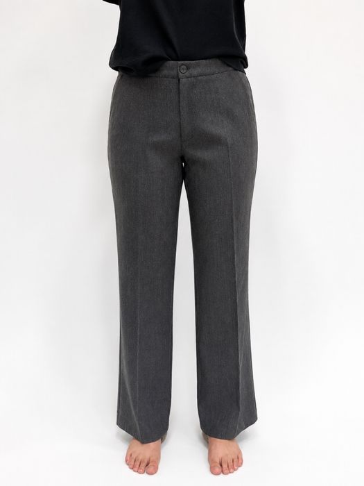 Pantaloni tip stofa