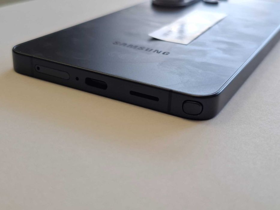 Мобилен телефон Samsung Galaxy S26 Ultra