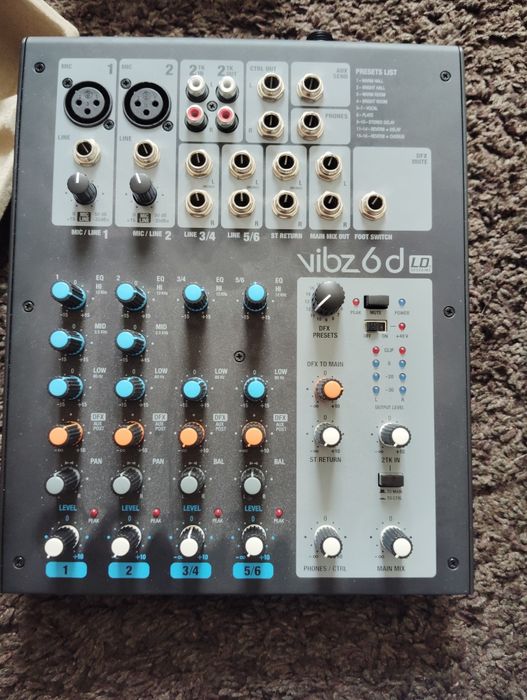 Vând mixer LD  cu 4 canale