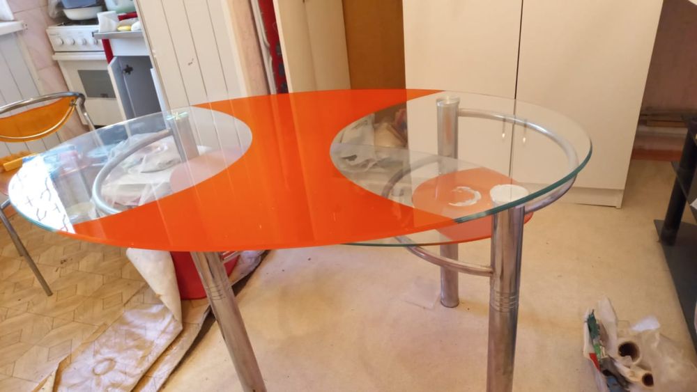 Стол продам срочна