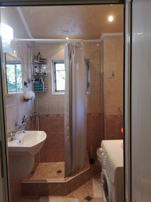 Дава се под наем Етаж от къща в с. Войводиново, Област Пловдив - 115 кв.м за 356.49 € - Снимка #11