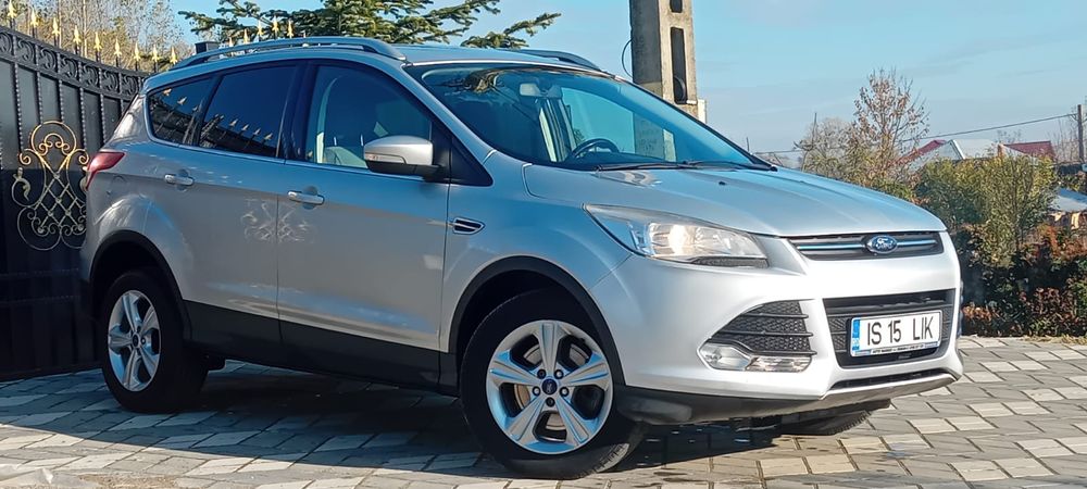 Vând Ford Kuga second hand