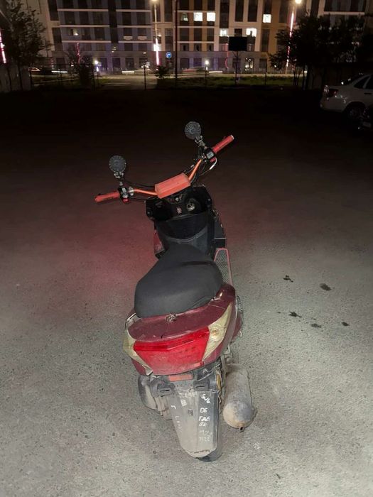 Продаю Скутер М8