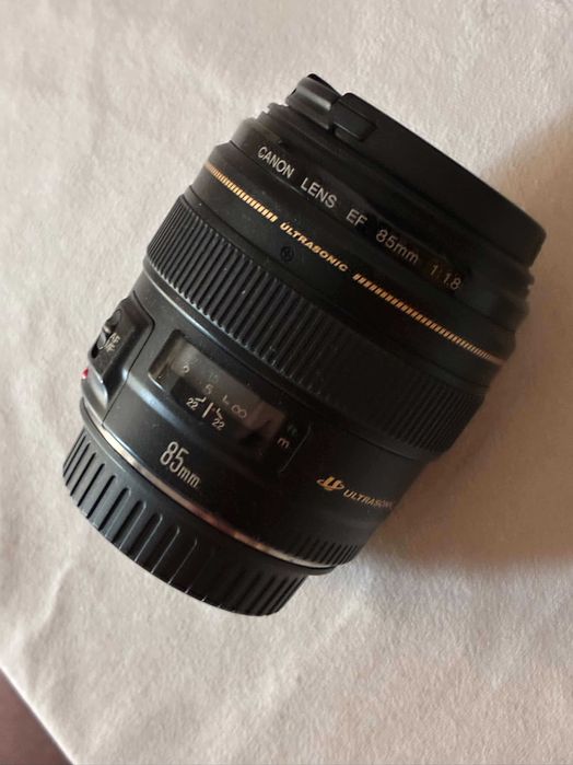 Obiectiv Canon EF 85mm f/1.8 USM - Portret Rapid - Impecabil