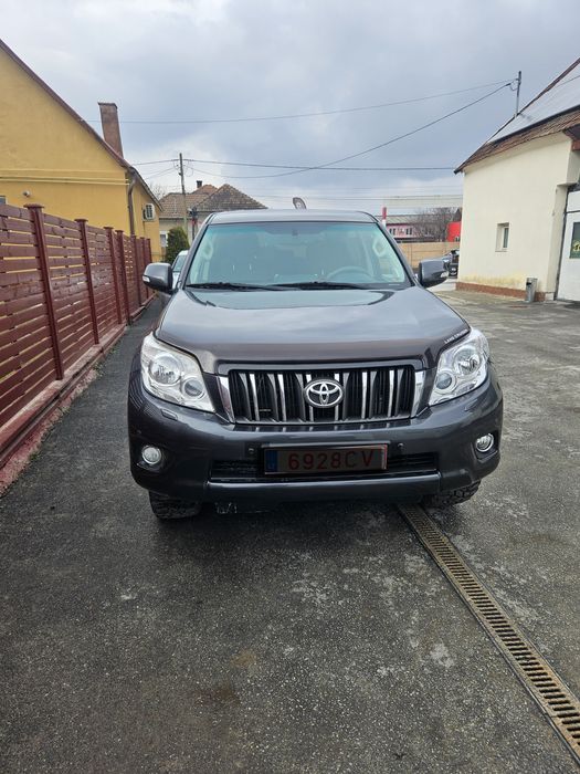 Toyota land cruiser prado j150