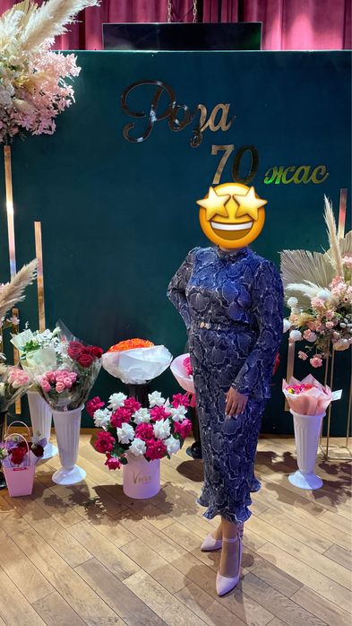 Продам платье б/у