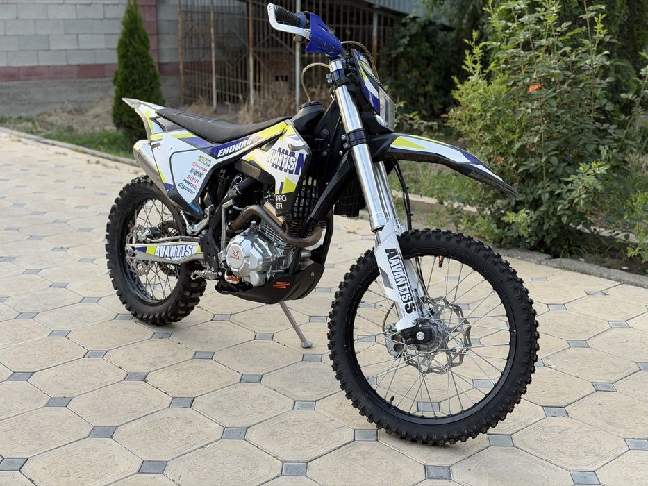 Продам мотоцикл Avantis pro efi