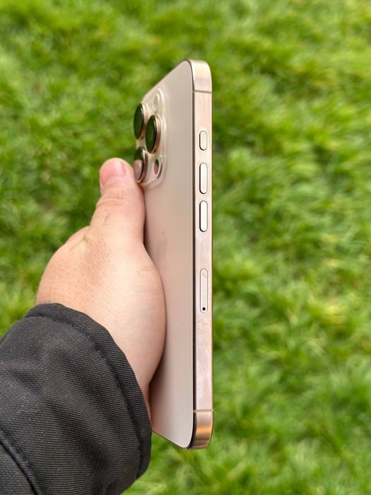 Iphone 16 pro srochna