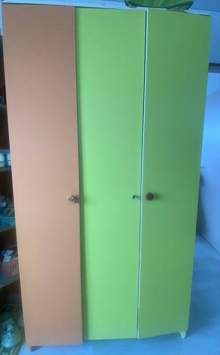 диван и другие мебели