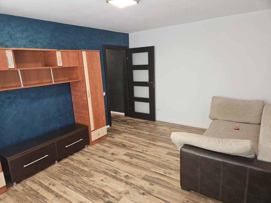 Apartament cu doua camere micut dar modern in Trivale