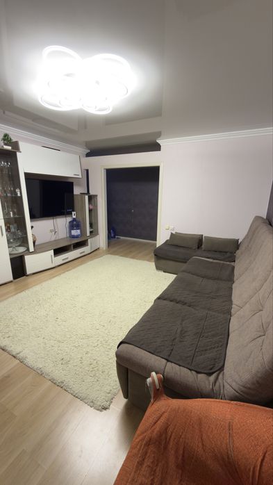 Продам 2ку, гагарина 4а