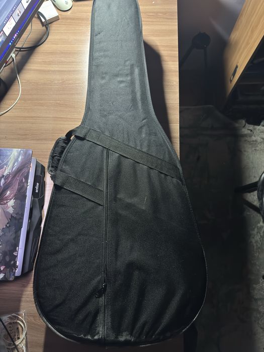 Кейс и классическая гитара yamaha cg142s