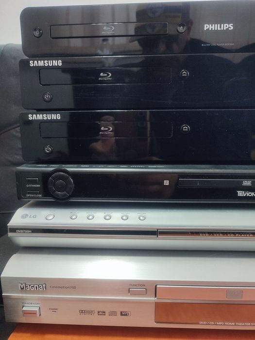 Dvd playere și blueray disc