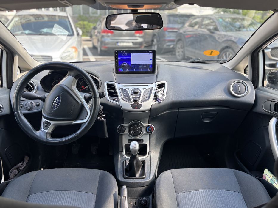 DE VANZARE FORD FIESTA , LUNA 12.2013!! 136.000 KM