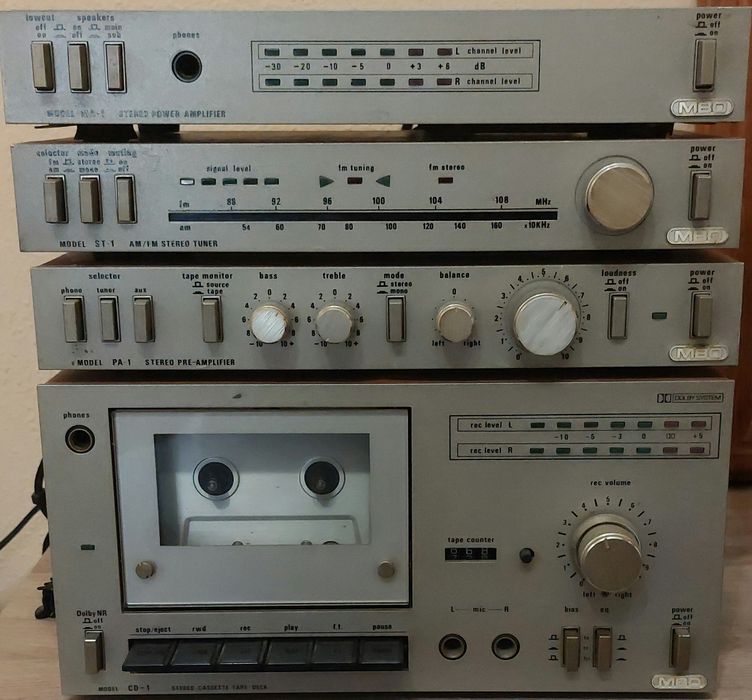 Ретро аудио система на MBO