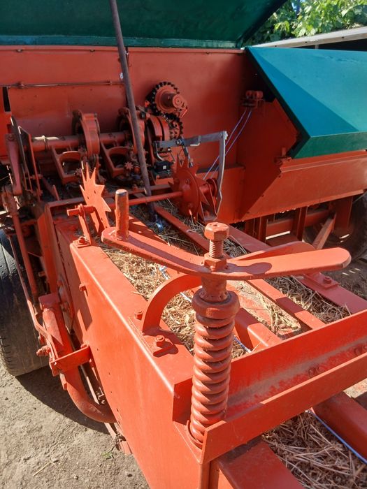 Prese de baloti dreptunghiulari