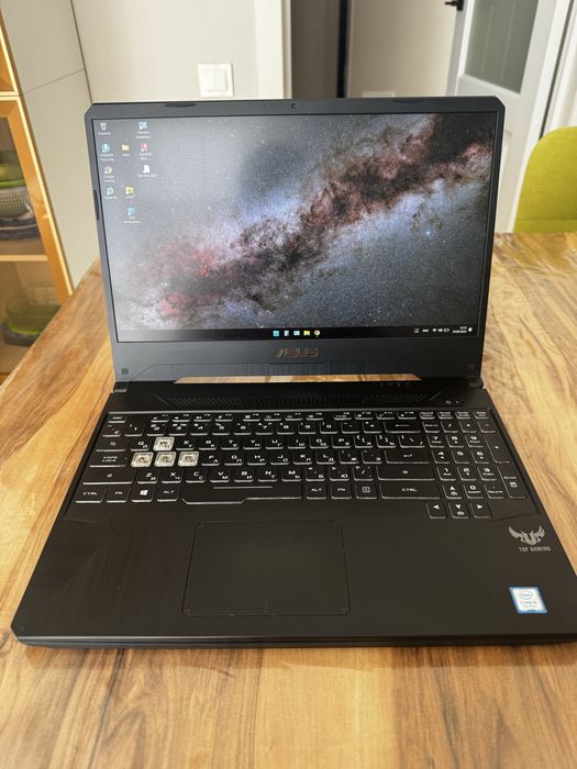 ASUS TUF Gaming FX505GT / i5-9300H / GTX 1650 / SSD 512GB