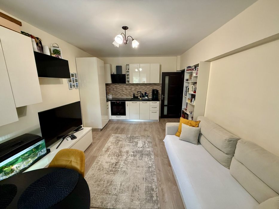 Apartament utilat si mobilat complet. 2 camere modificat la 3 camere