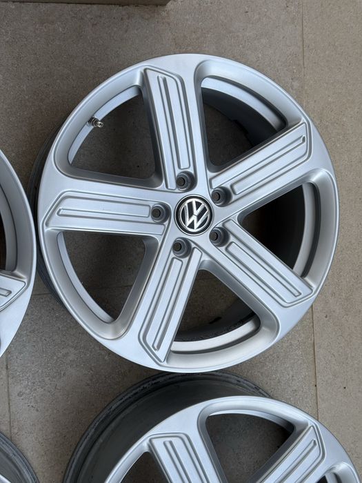 Jante originale VW Cadiz R18  Golf R GTI GTD Audi S3