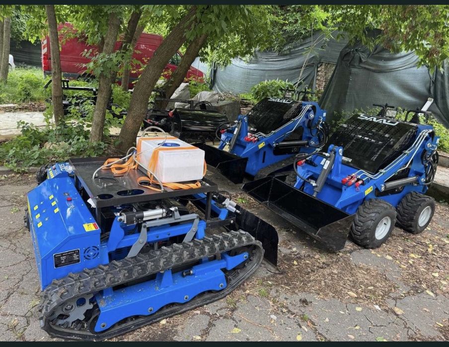 Detectie Romania. Defrisare teren  mini buldo dumper