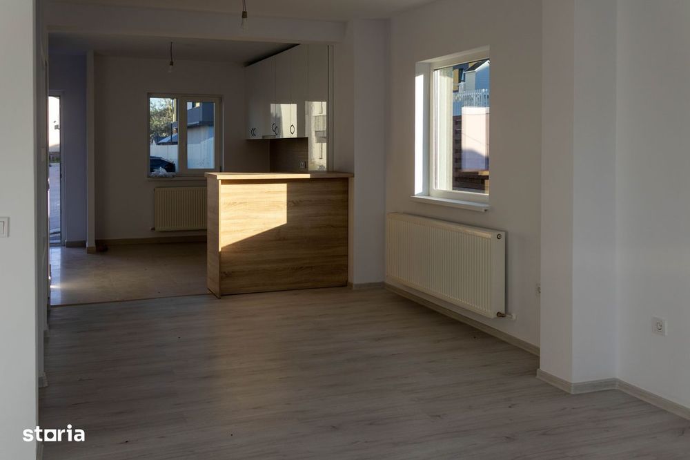 90 mp, 3 camere, grădină, loc de parcare, terasă. 1.277 Euro/mp