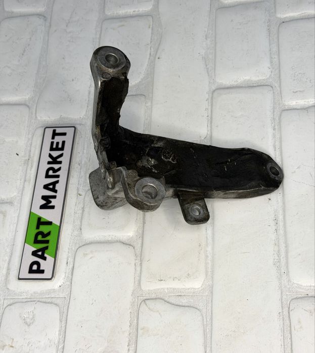 Стойка тампон двигател AUDI 3.0TFSI 4G0199308C