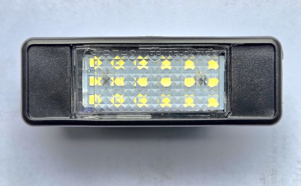 Lampa led pentru iluminarea numarului de inmatriculare Compatibil Sprinter Crafter Vito - Viano W639 Citroen Peugeot TOATA GAMA PIESE NOI MERCEDES