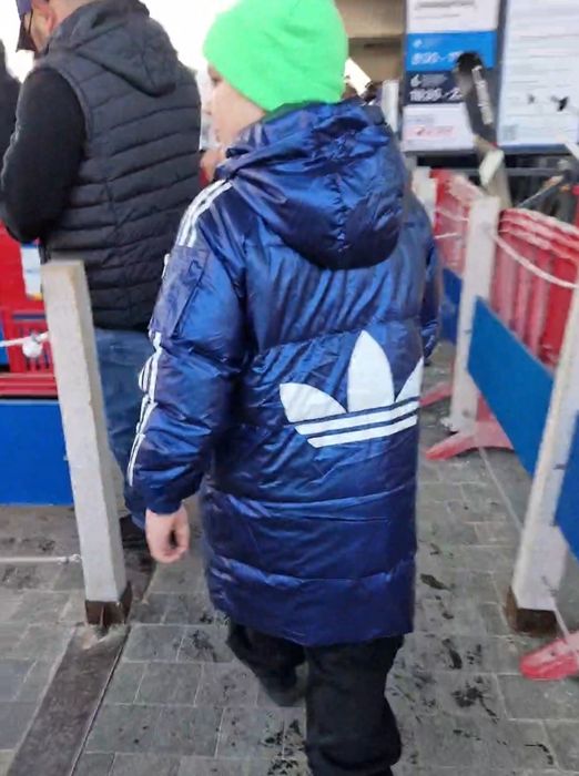 Зимняя куртка на мальчика