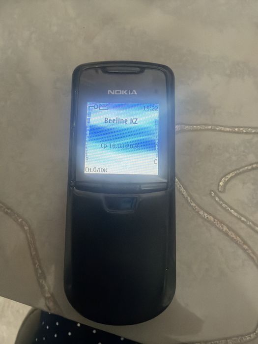 Продам Nokia 8800