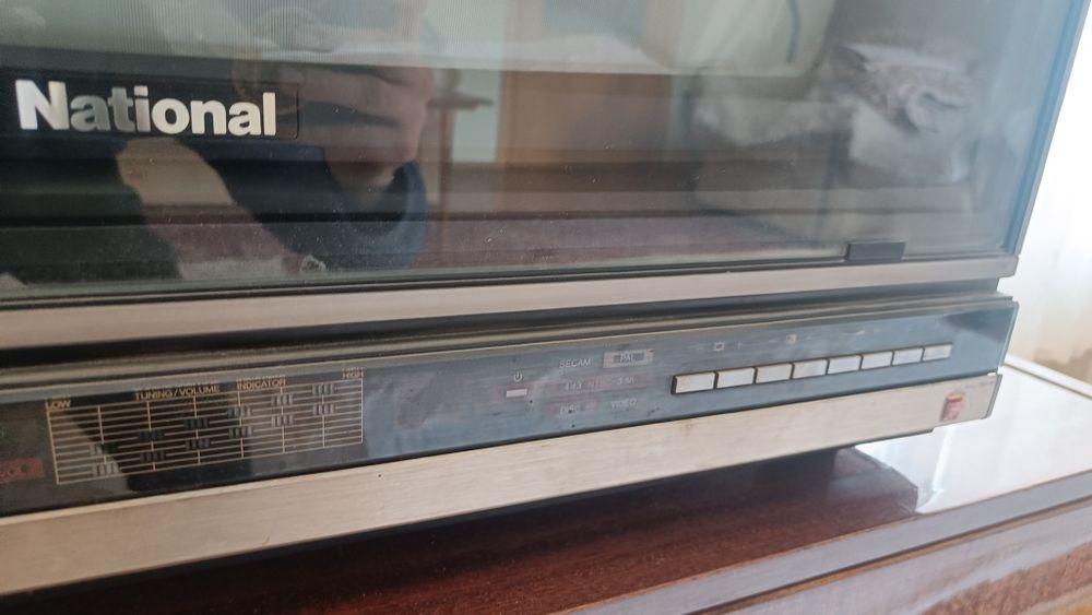 Ретро National TC-Al2600 Quintrix World 14 system винтидж телевизор тв