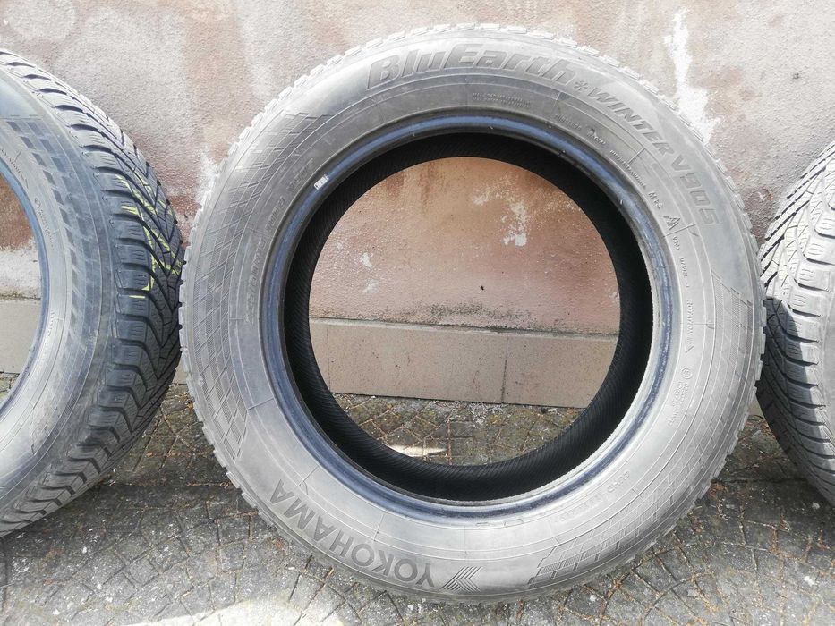 Зимни гуми Yokohama 225/60 R18