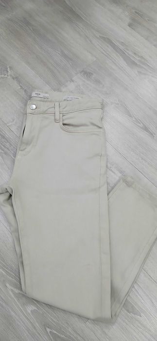 Джинсы мужские MANGO в идеальном состоянии