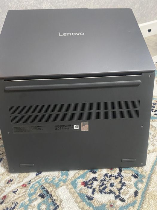 Lenovo IdeaPad Slim 3,