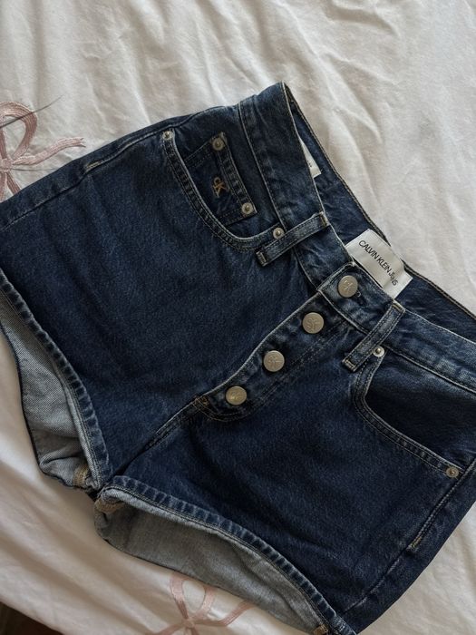 Calvin Klein къси панталони