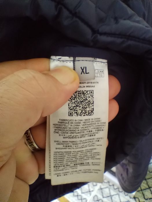 Geaca Guess originala