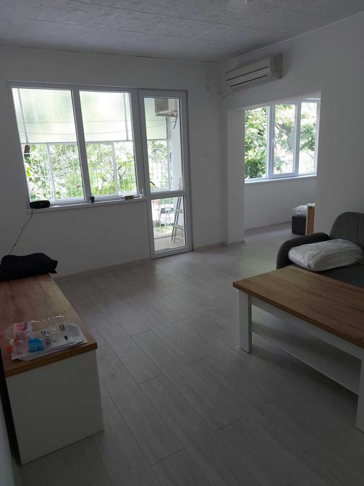 Дава се под наем Двустаен апартамент в Пловдив, Център - 58 кв.м за 490 € - Снимка #3