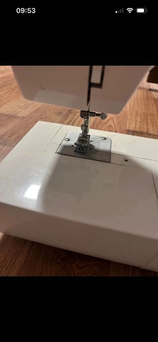 Mașină de cusut de piese