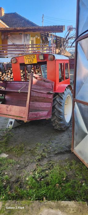Tractor de vânzare